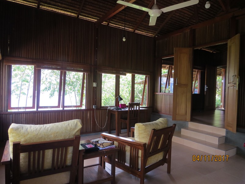 cottage_7_living_room_weda_resort